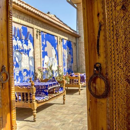 Hotel Caravan Serail Samarkand Esterno foto