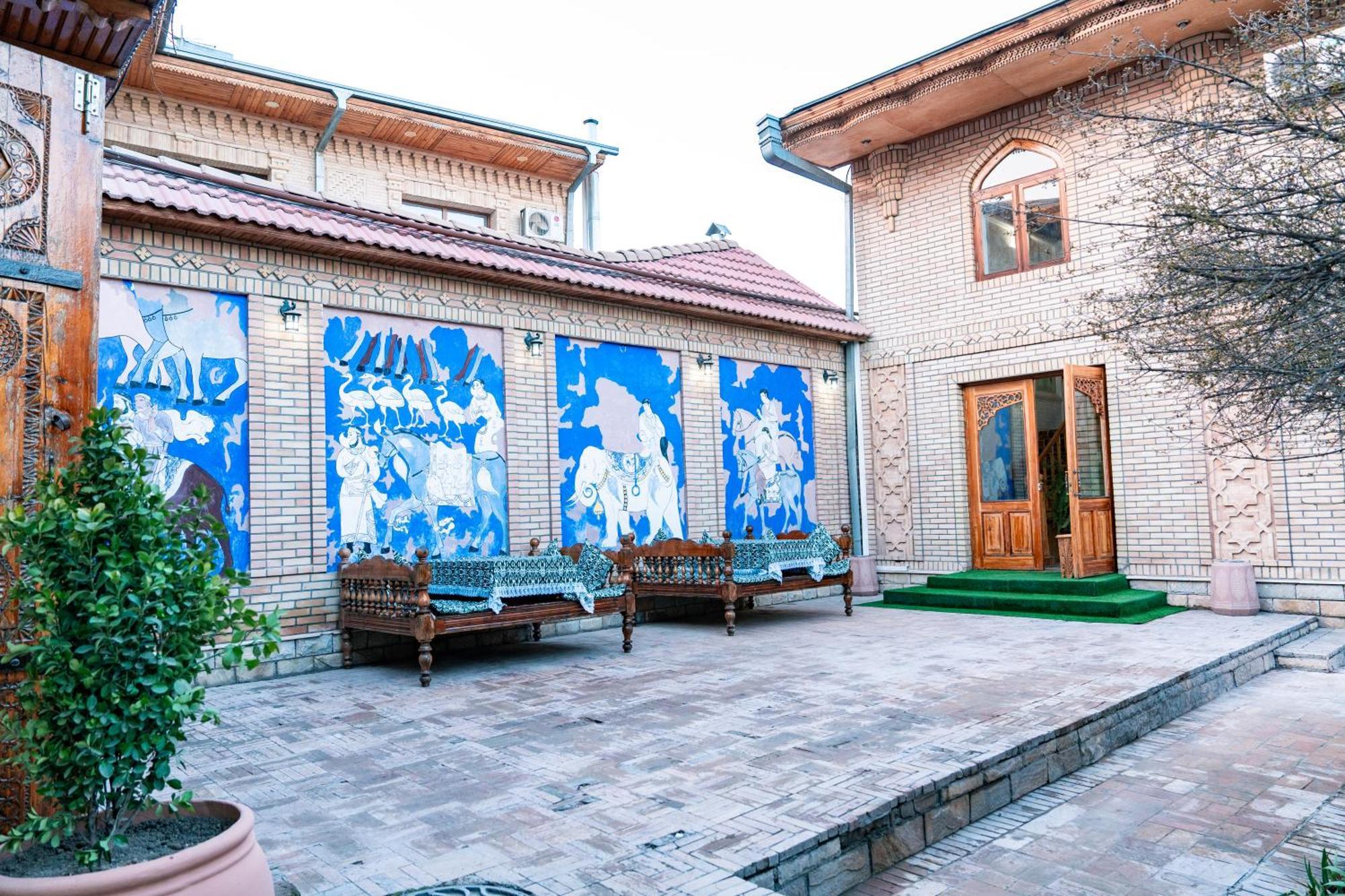 Hotel Caravan Serail Samarkand Esterno foto