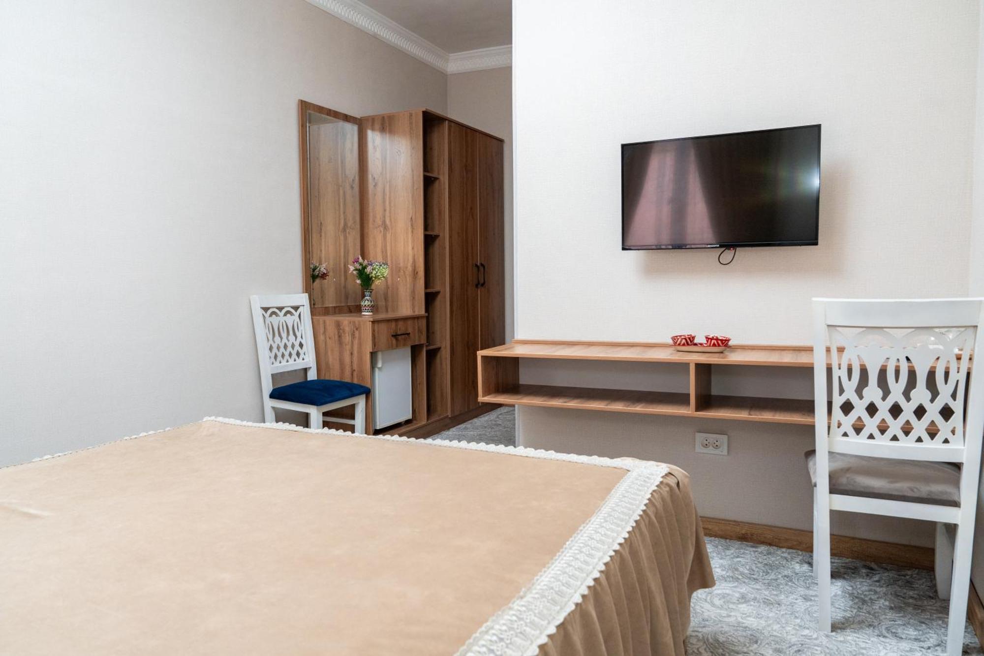 Hotel Caravan Serail Samarkand Esterno foto