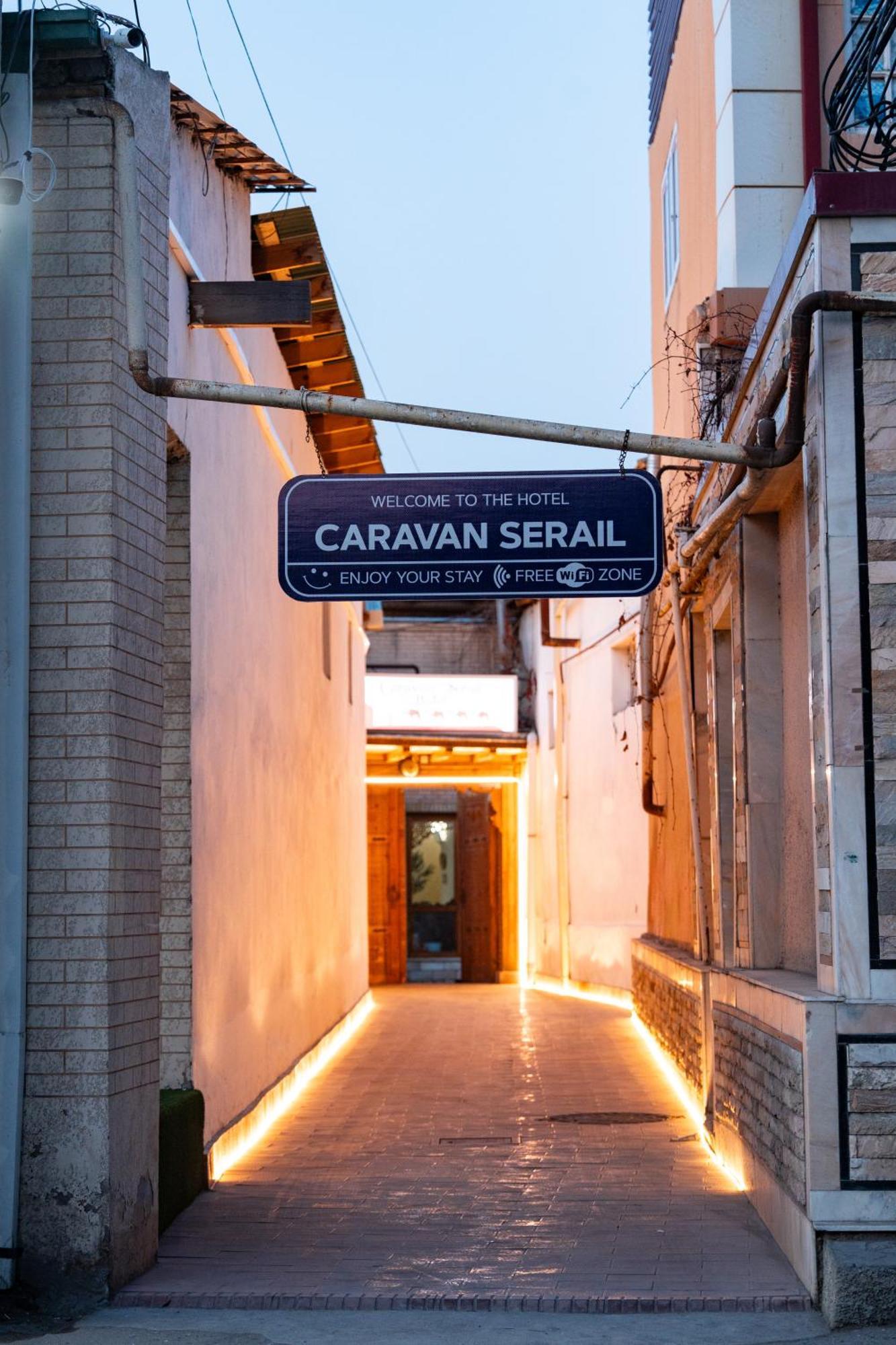 Hotel Caravan Serail Samarkand Esterno foto