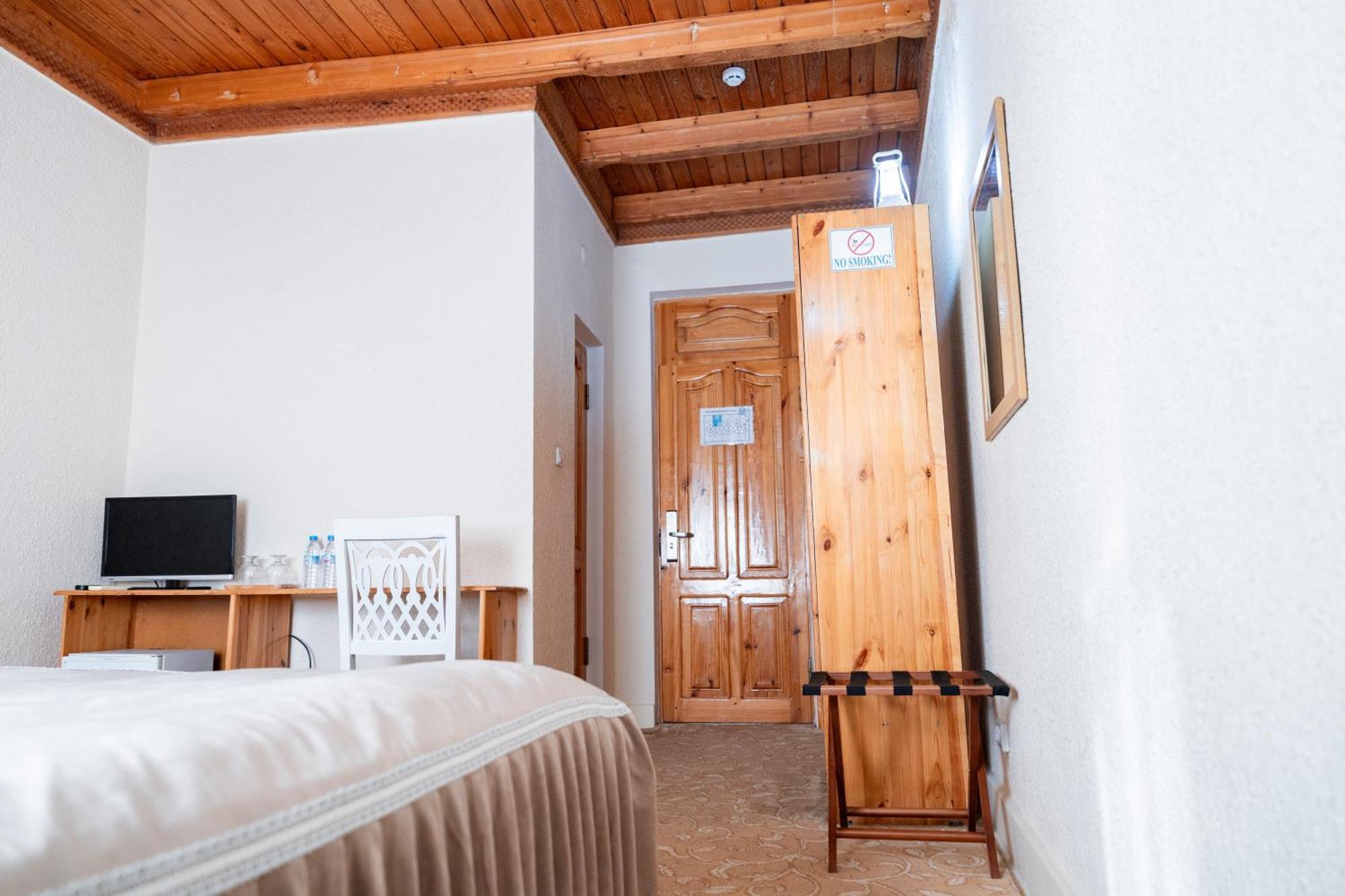 Hotel Caravan Serail Samarkand Esterno foto