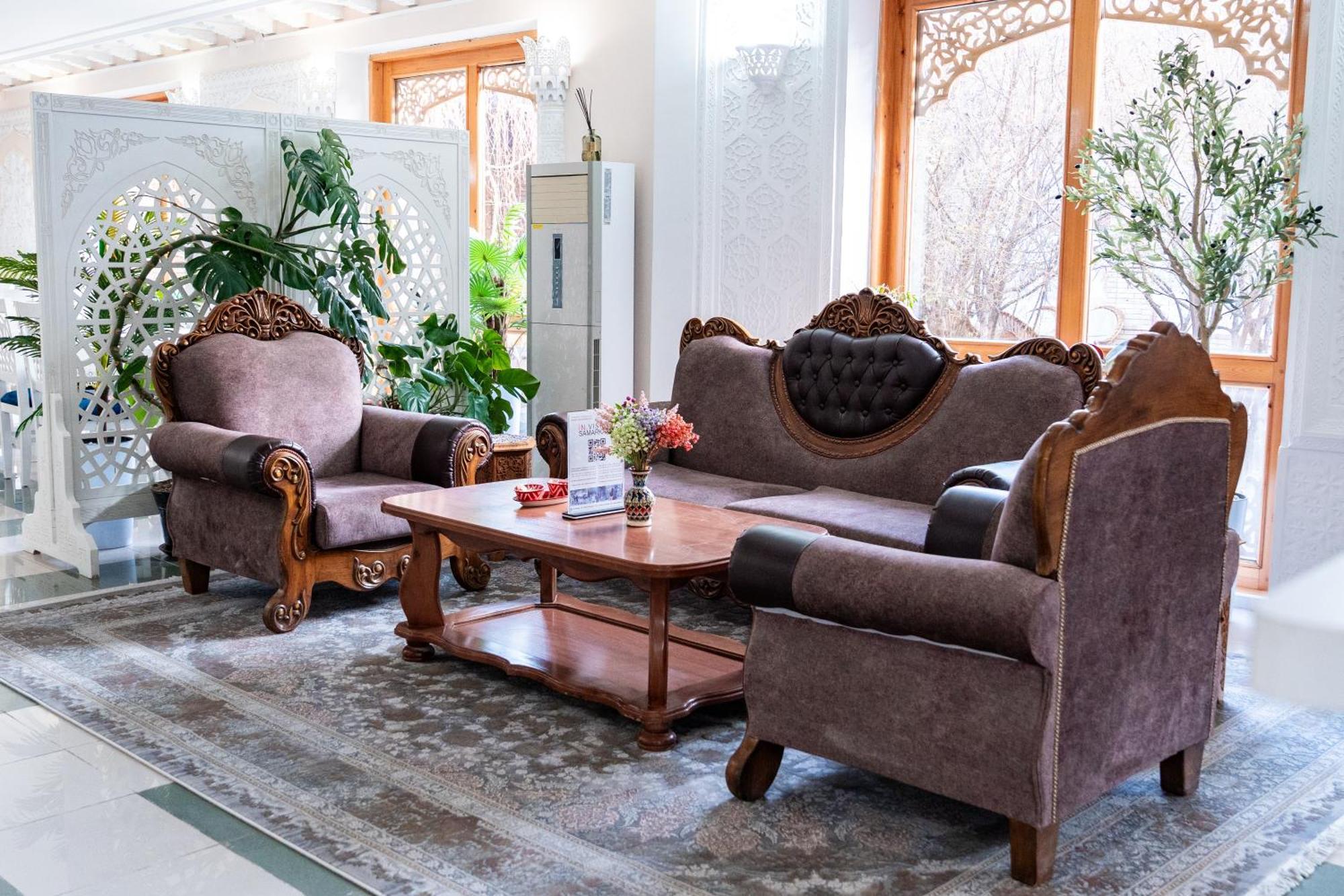 Hotel Caravan Serail Samarkand Esterno foto