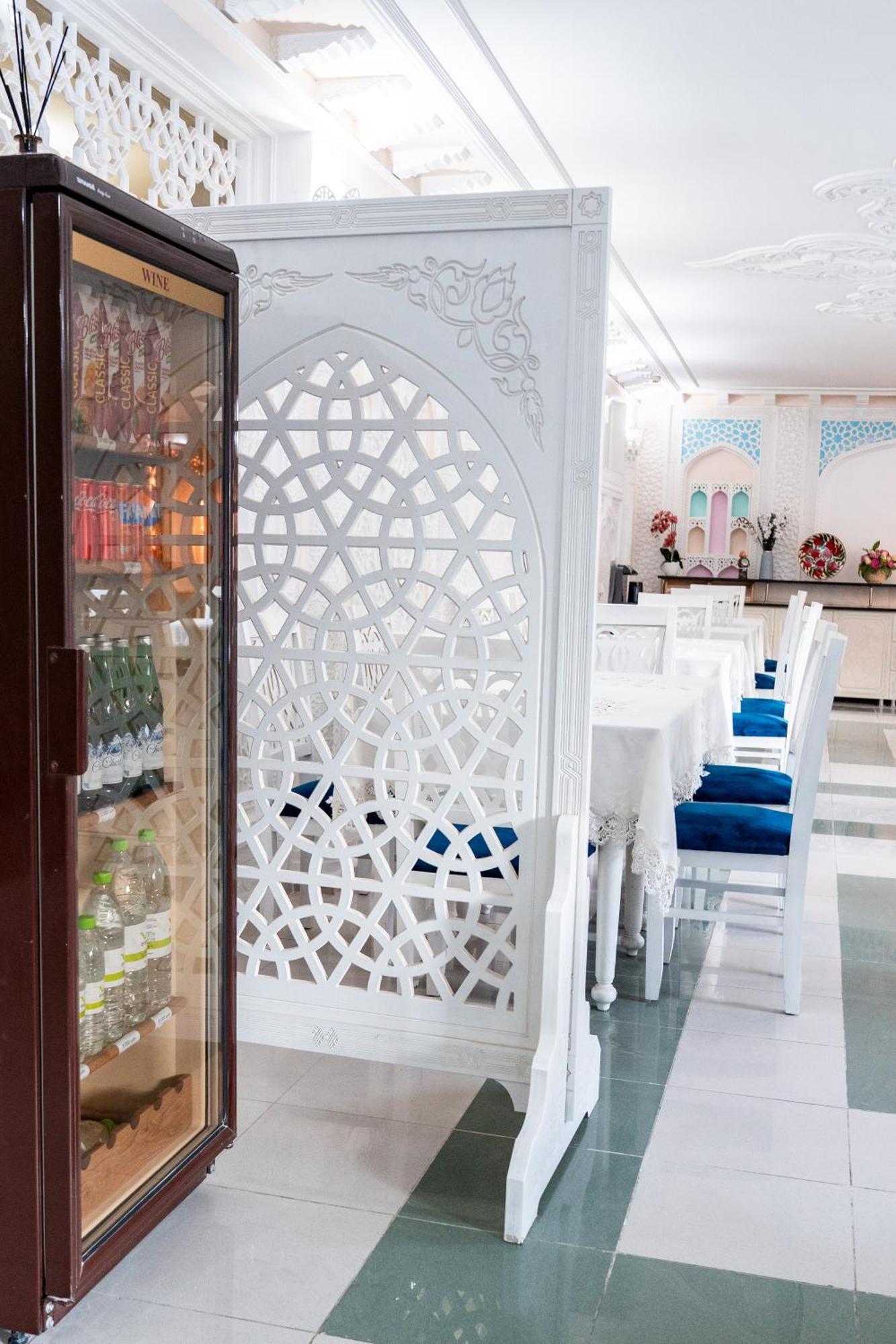 Hotel Caravan Serail Samarkand Esterno foto