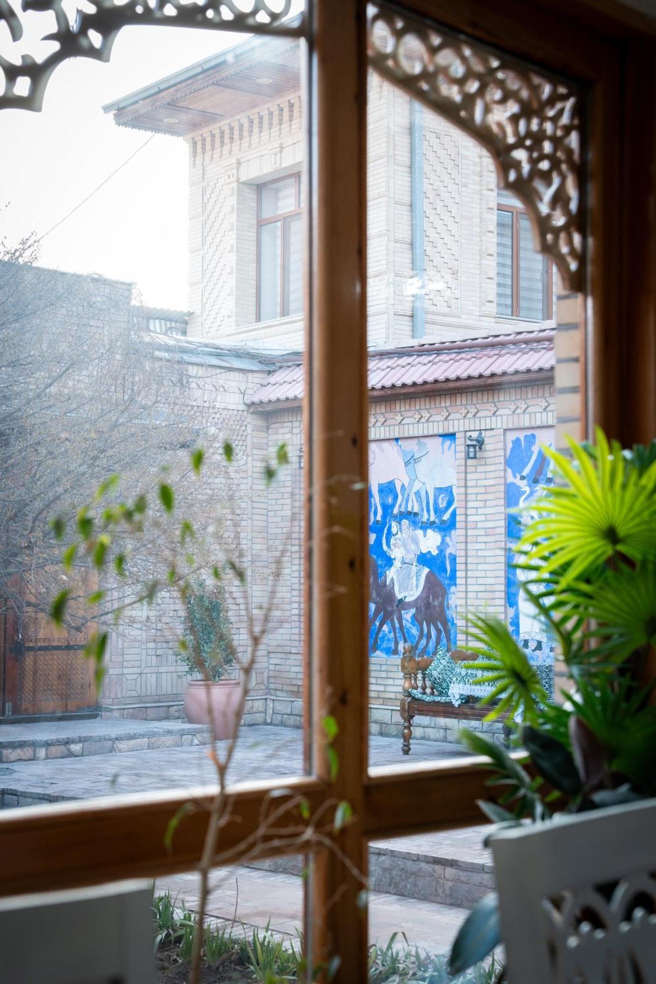 Hotel Caravan Serail Samarkand Esterno foto